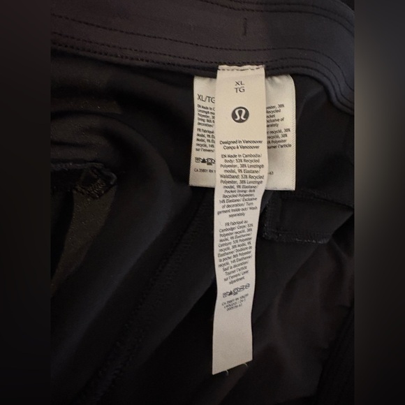 Lululemon Softstreme Pintuck Mid-Rise Pant
Regular size XL - Picture 7 of 9